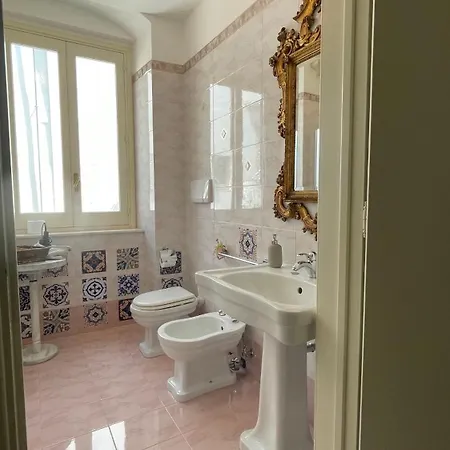 Palazzo Putignano Boutique *