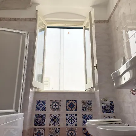 Palazzo Putignano * Ostuni